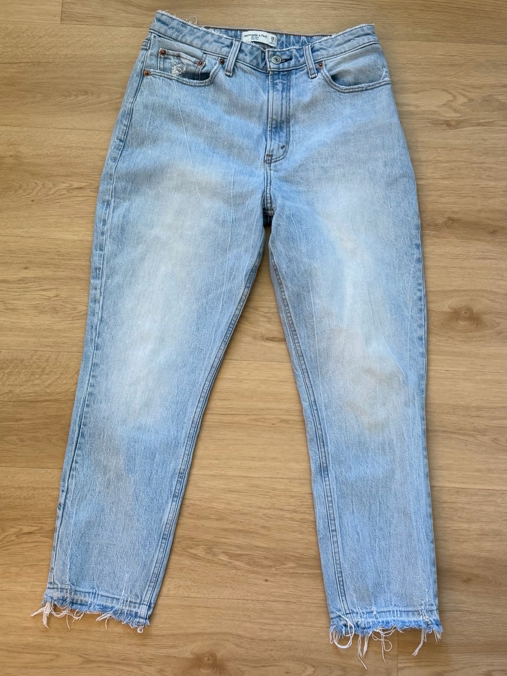 Abercrombie & Fitch Light Blue Cropped Frayed Hem Jeans